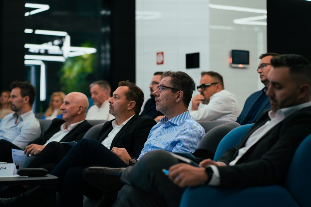 Final Pitch UpSteer - inkubátor pre IT startupy